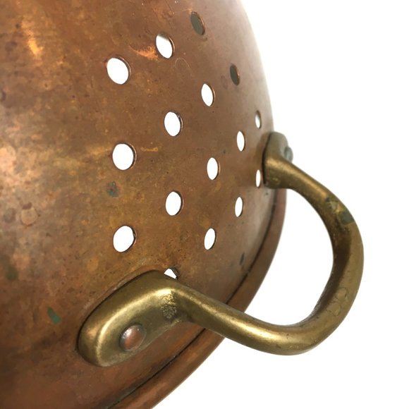 COPPER Collander  with silver metal interior – brass handles VTG - Picture 9 of 10